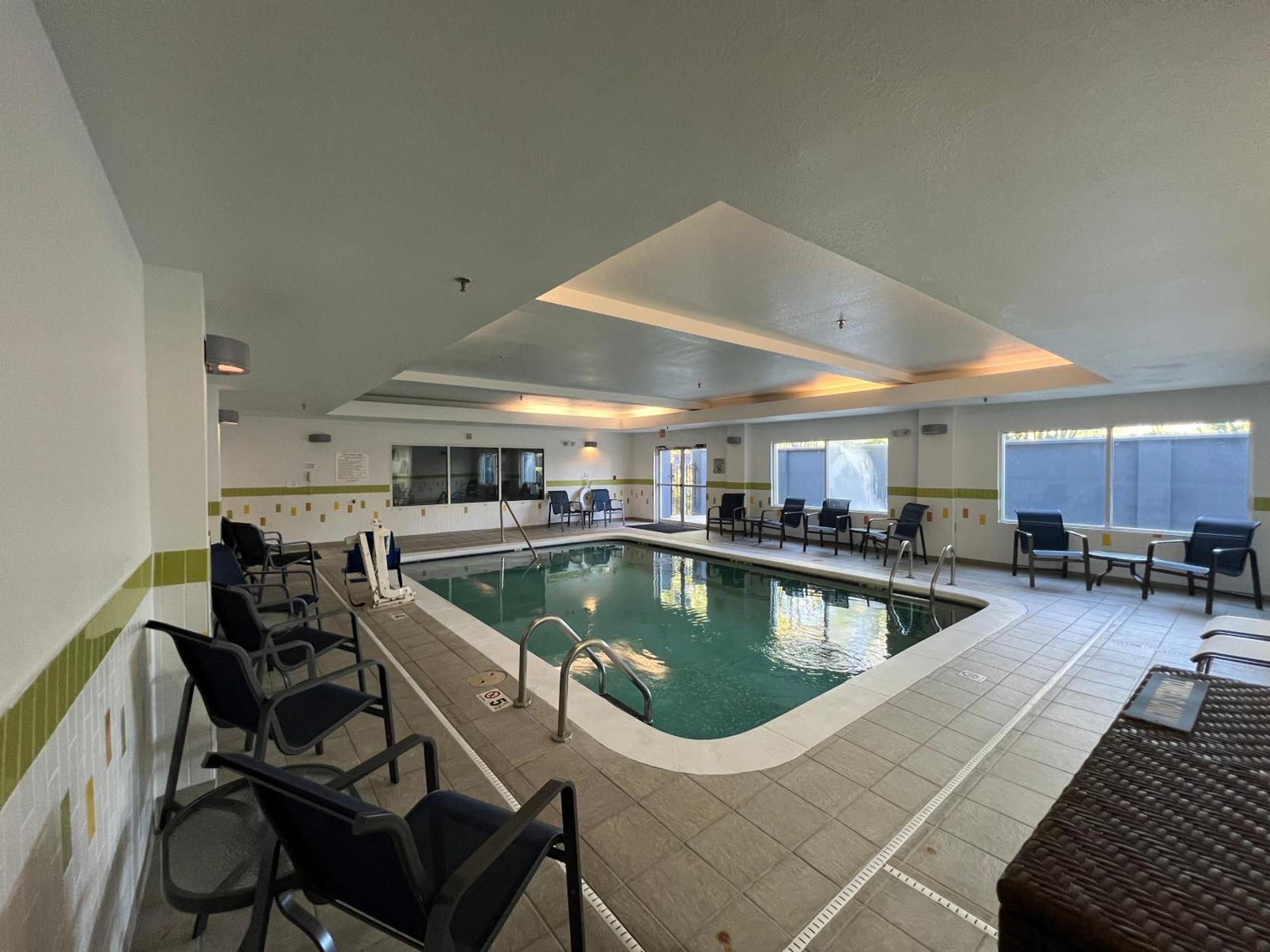 Country Inn & Suites By Radisson, Lsu - Medical Corridor Baton Rouge Exteriör bild