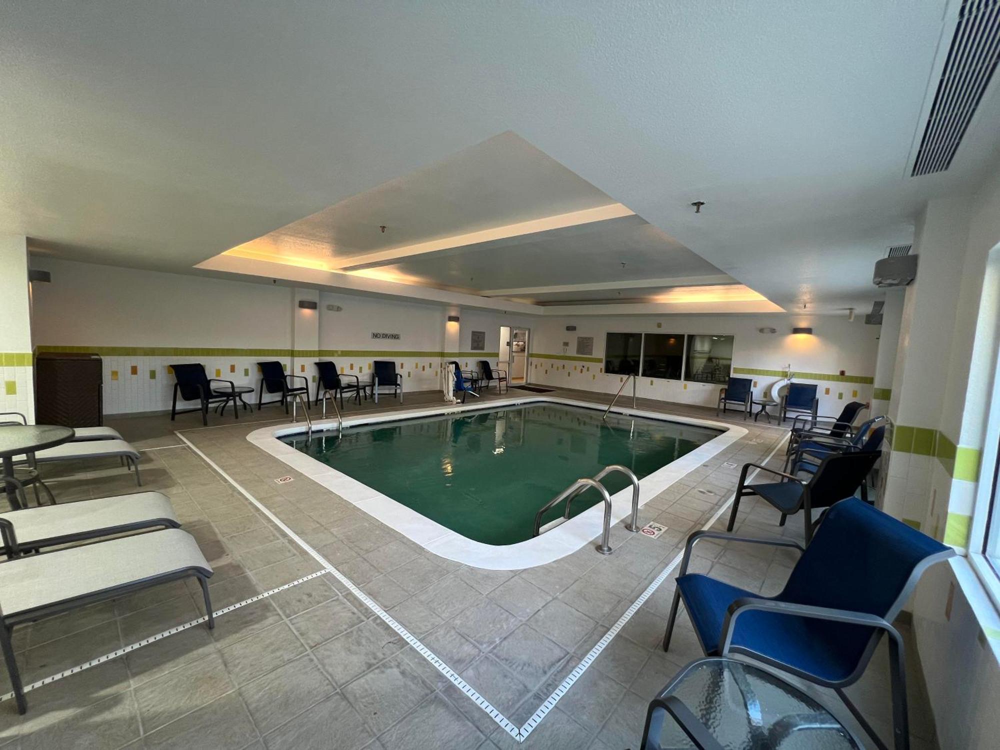 Country Inn & Suites By Radisson, Lsu - Medical Corridor Baton Rouge Exteriör bild