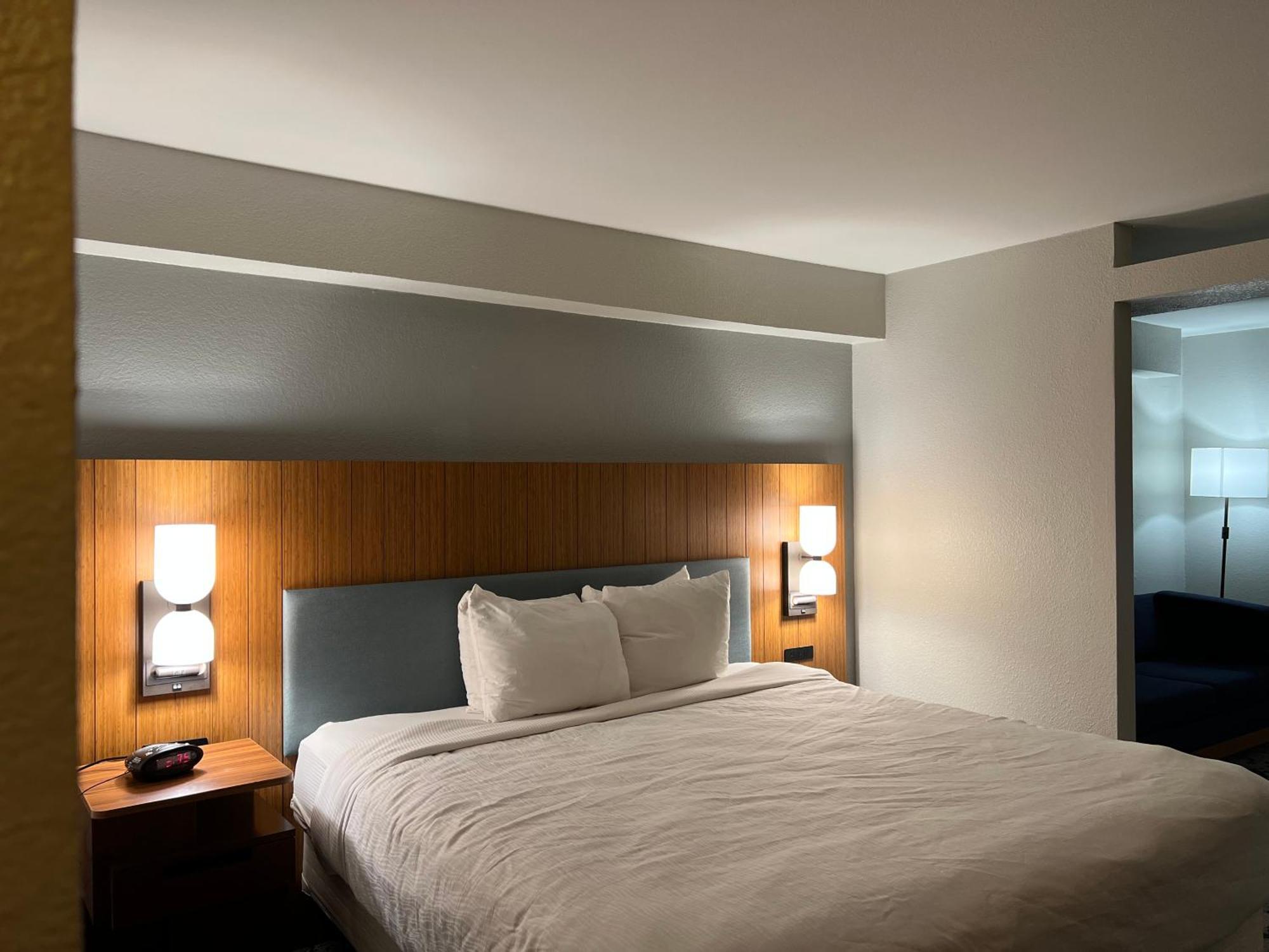 Country Inn & Suites By Radisson, Lsu - Medical Corridor Baton Rouge Exteriör bild