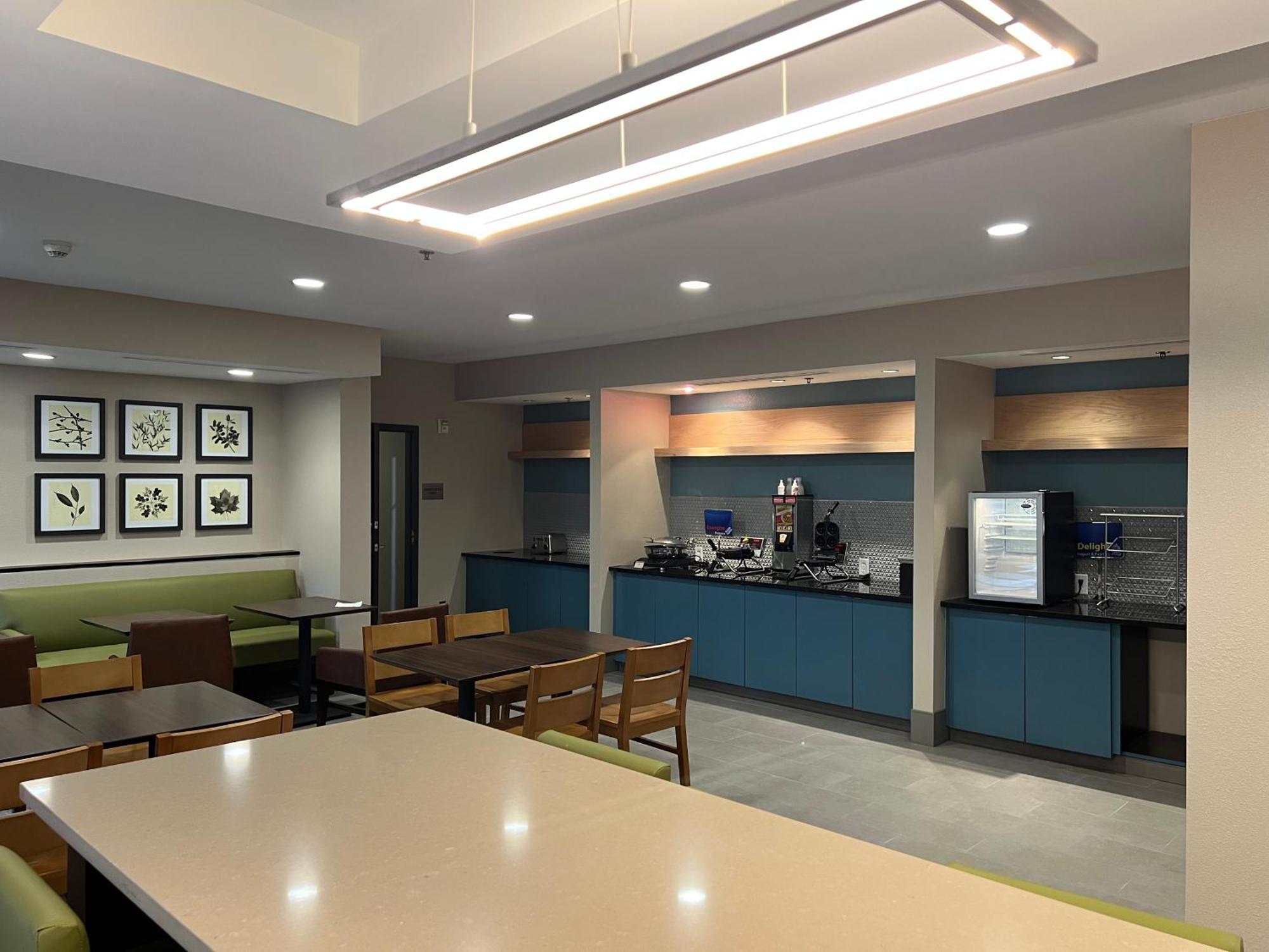 Country Inn & Suites By Radisson, Lsu - Medical Corridor Baton Rouge Exteriör bild